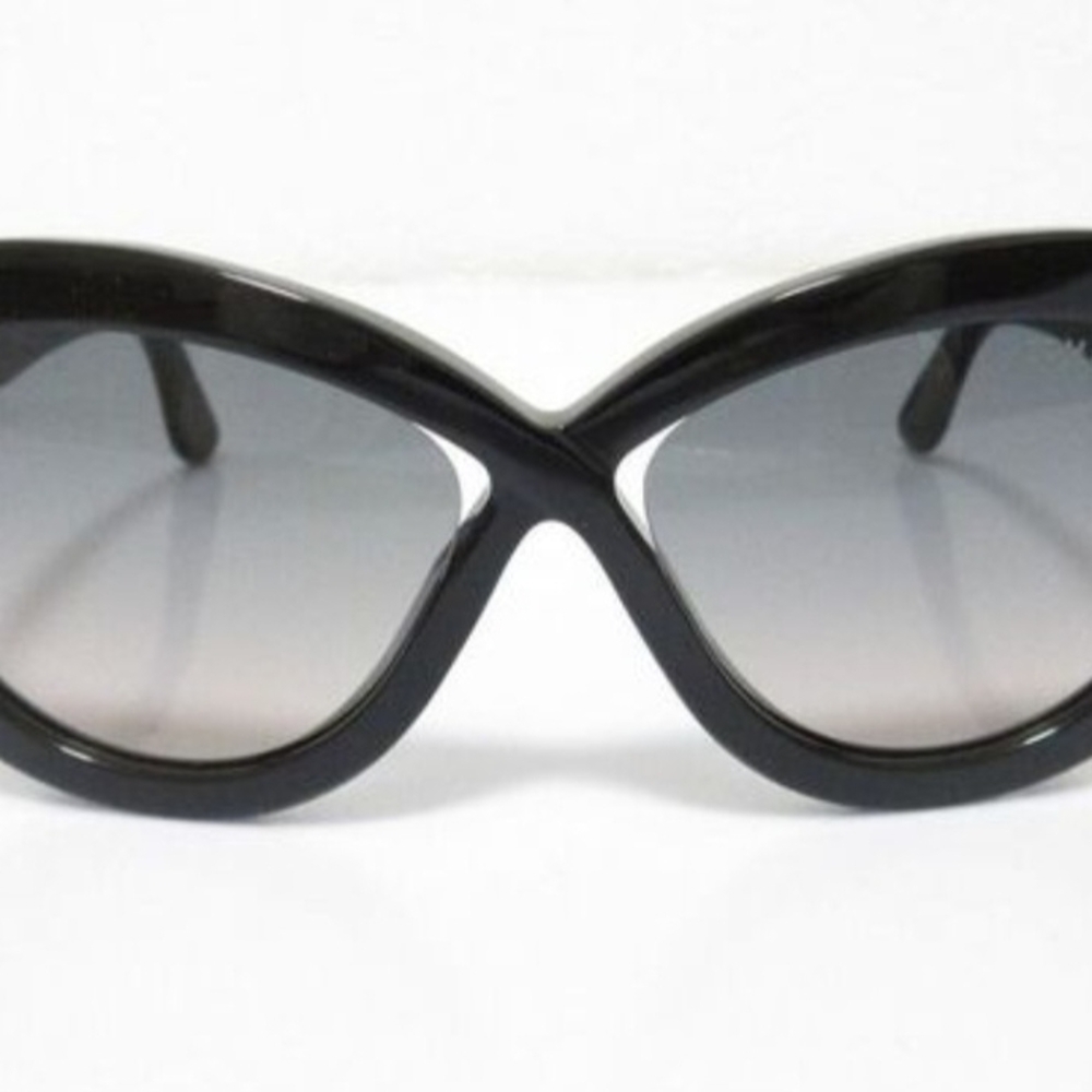 Sophisticated Black Designer